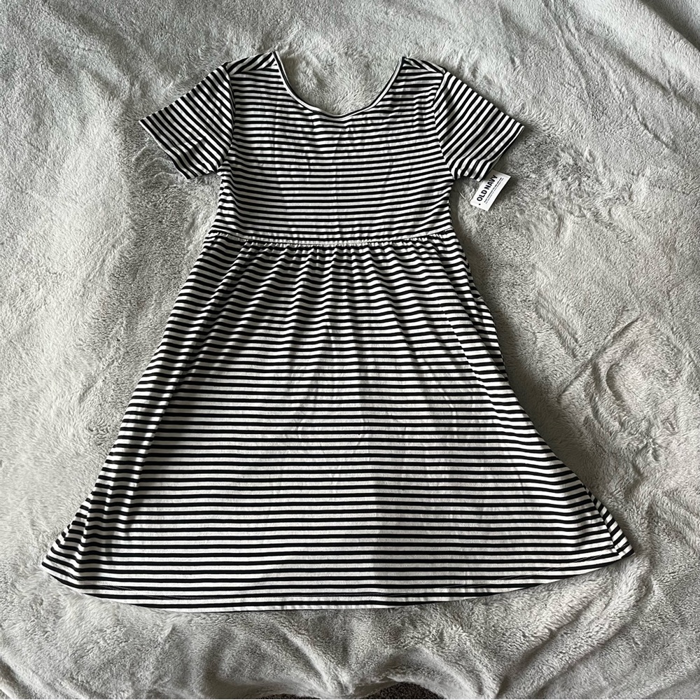 Old Navy Girls Striped Casual Dress - NWT